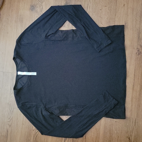 lululemon athletica Tops - Lululemon Long Sleeve